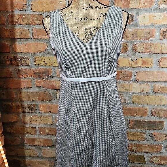 Tyler Boe Black & White Gingham A Line dress size 6 - Picture 5 of 11